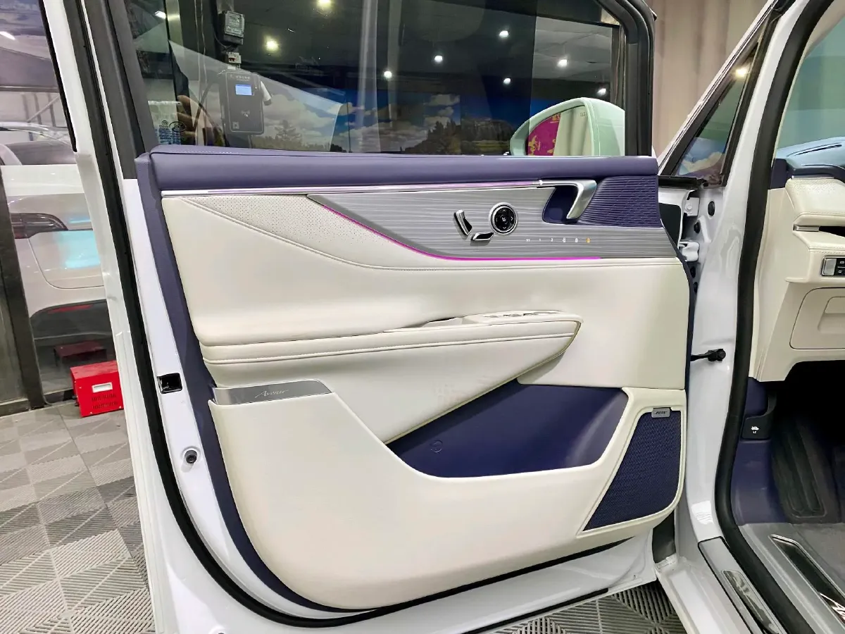 2026 Buick GL8 1.5T 180HP L4 2DHT PHEV,autocango,china used car exporter,china ev exporter,chinese used car exporter,chinese used ev exporter