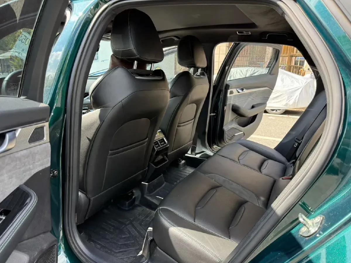 2023 Geely Preface 2.0T 190HP L4 7DCT,autocango,china used car exporter,china ev exporter,chinese used car exporter,chinese used ev exporter