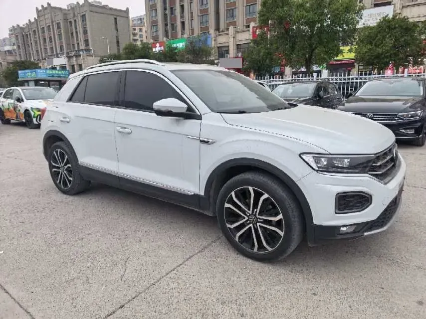 2021 Volkswagen T-Roc 1.4T 150HP L4 7DCT,autocango,china used car exporter,china ev exporter,chinese used car exporter,chinese used ev exporter