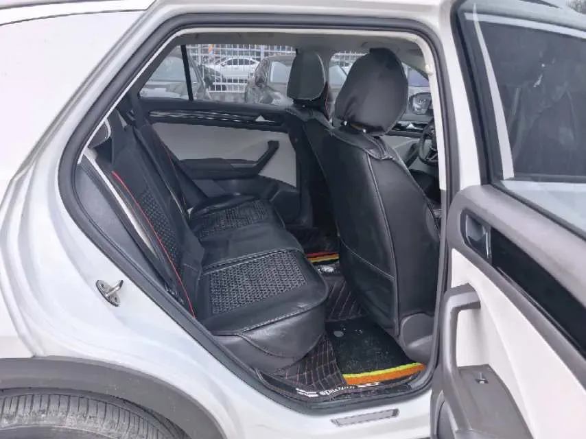 2021 Volkswagen T-Roc 1.4T 150HP L4 7DCT,autocango,china used car exporter,china ev exporter,chinese used car exporter,chinese used ev exporter