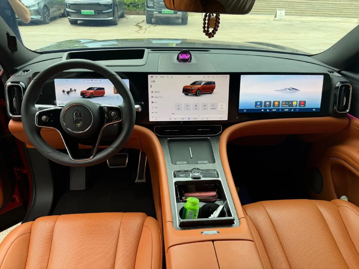 2024 AITO AITO M9 1.5T 152HP L4 REEV 42KWH,autocango,china used car exporter,china ev exporter,chinese used car exporter,chinese used ev exporter