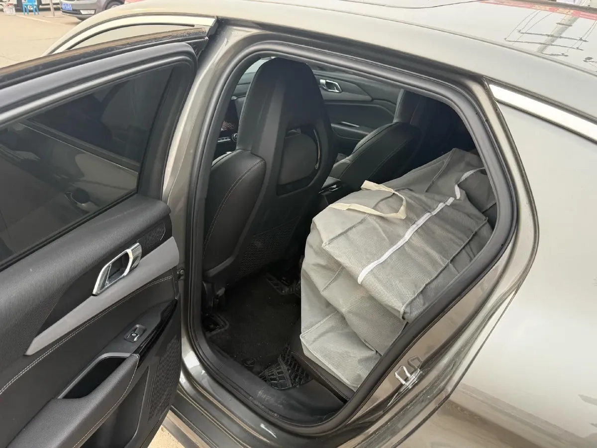 2021 LYNK&CO 03 2.0T 190HP L4 6AT,autocango,china used car exporter,china ev exporter,chinese used car exporter,chinese used ev exporter