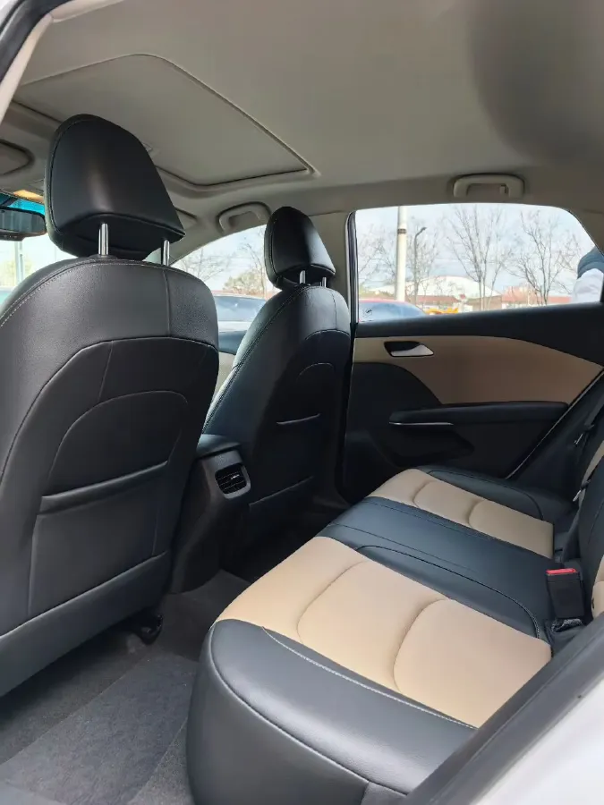 2020 Chevrolet Monza 1.5L 113HP L4 6AT,autocango,china used car exporter,china ev exporter,chinese used car exporter,chinese used ev exporter