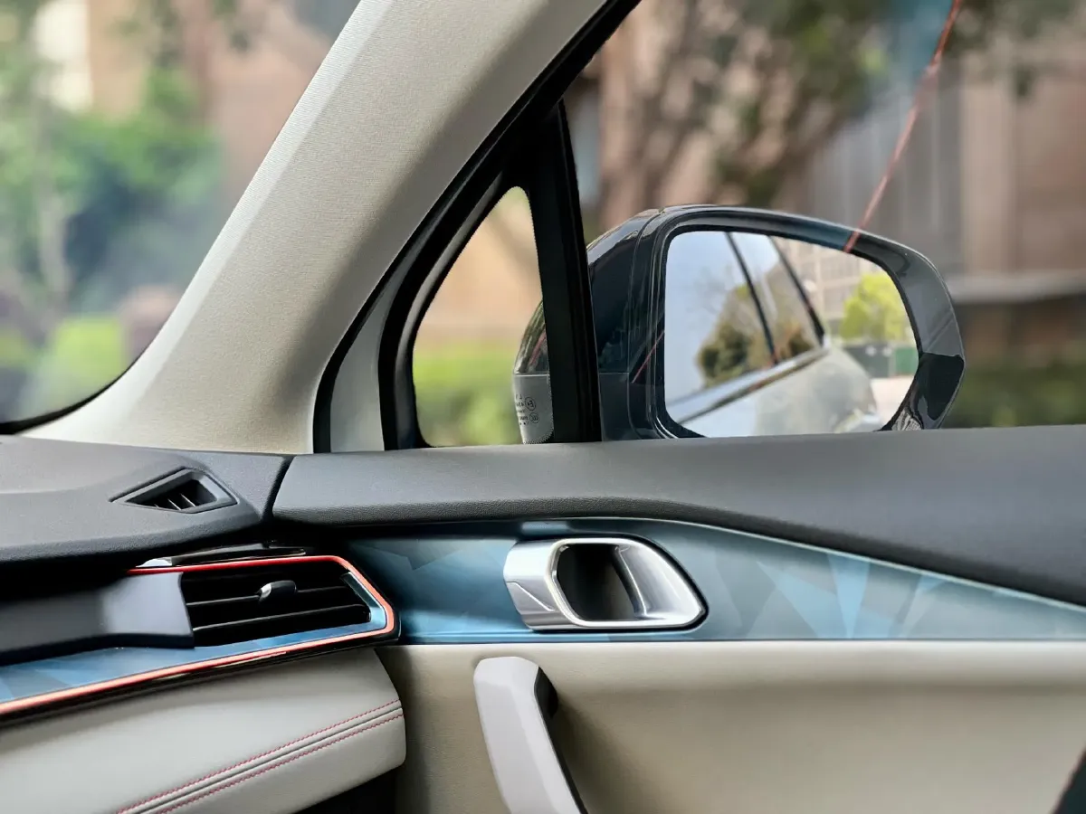 2020 LYNK&CO 06 1.5T 177HP L3 7DCT,autocango,china used car exporter,china ev exporter,chinese used car exporter,chinese used ev exporter