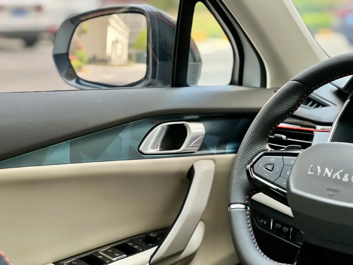 2020 LYNK&CO 06 1.5T 177HP L3 7DCT,autocango,china used car exporter,china ev exporter,chinese used car exporter,chinese used ev exporter