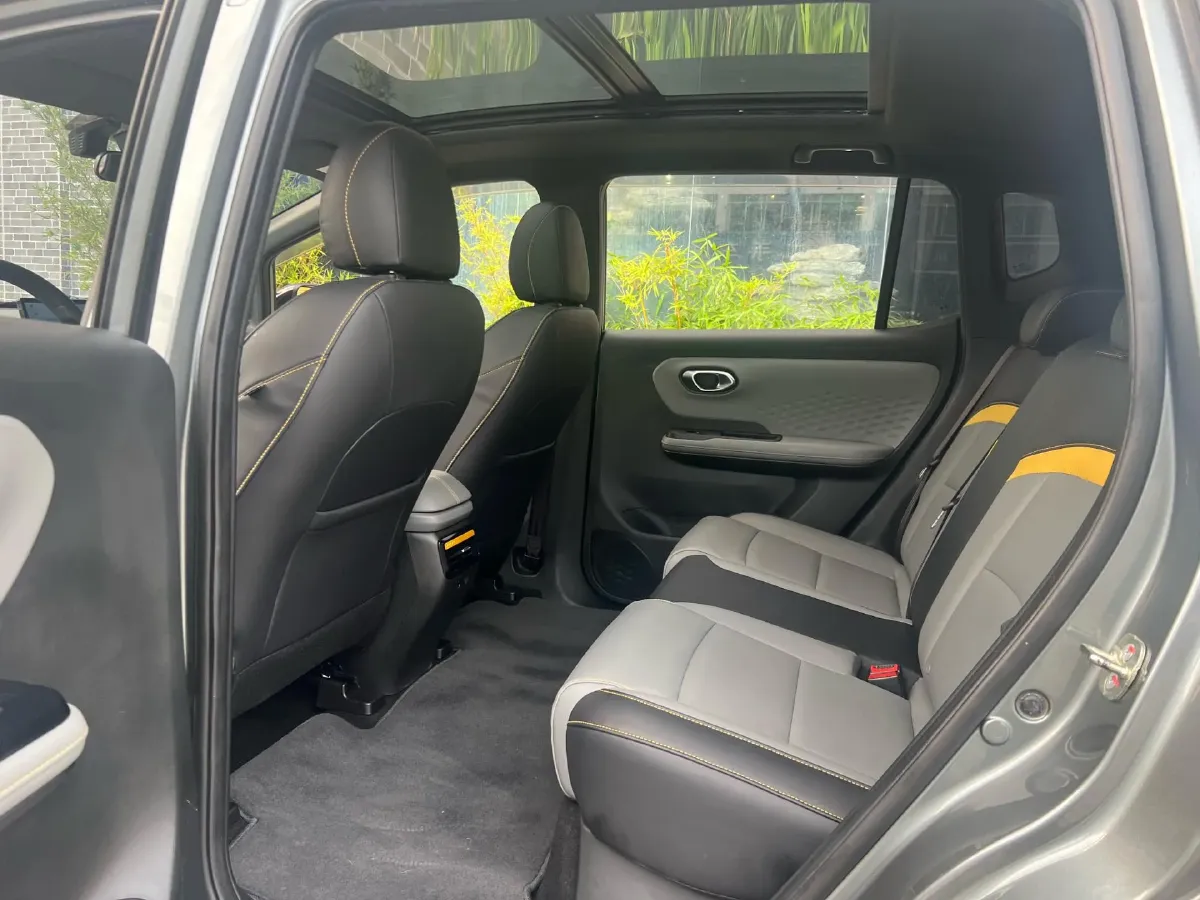 2022 Geely Okavango 1.8T 184HP L4 7DCT,autocango,china used car exporter,china ev exporter,chinese used car exporter,chinese used ev exporter