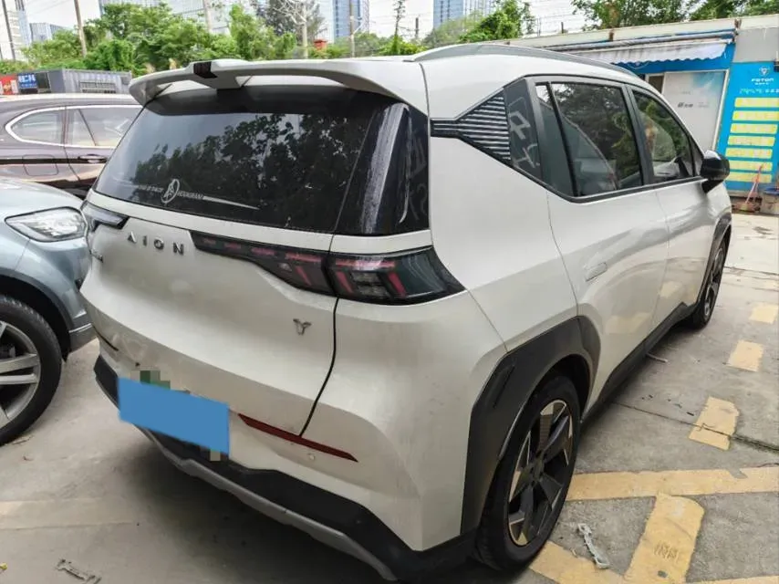 2022 Geely Okavango 1.8T 184HP L4 7DCT,autocango,china used car exporter,china ev exporter,chinese used car exporter,chinese used ev exporter