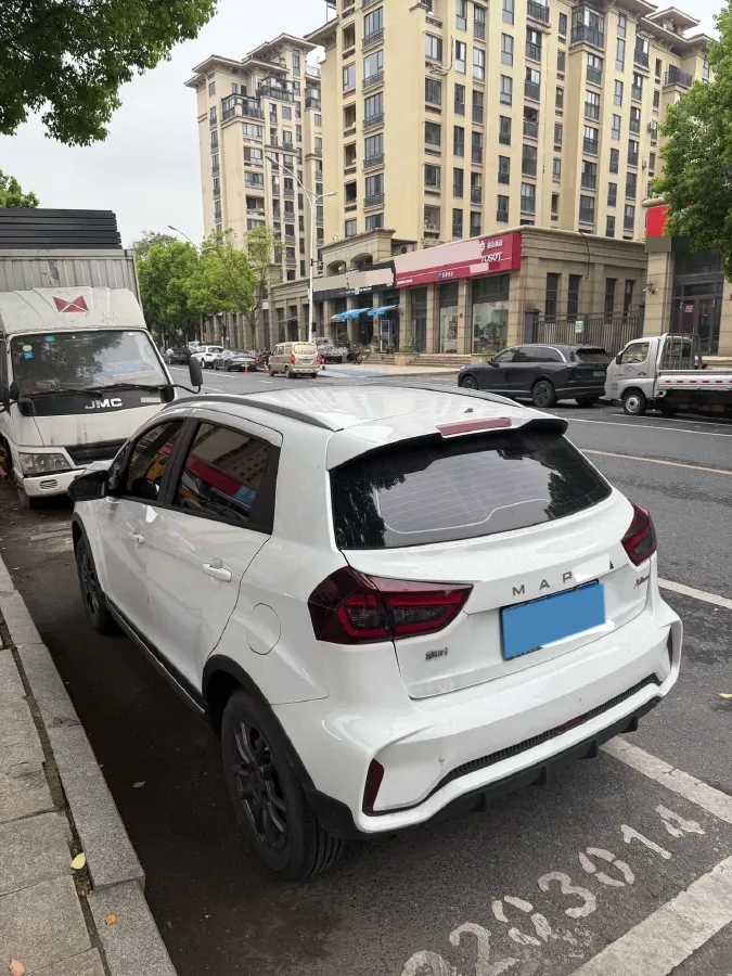 2022 Livan X3 PRO 1.5L 113HP L4 5MT,autocango,china used car exporter,china ev exporter,chinese used car exporter,chinese used ev exporter