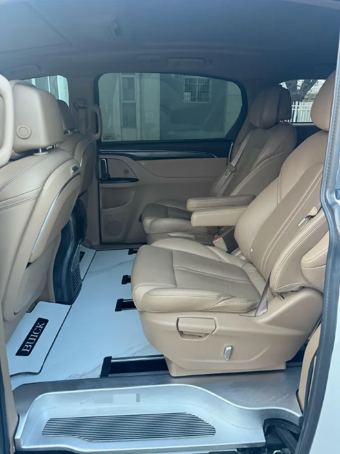 2021 Buick GL8 2.0T 237HP L4 9AT,autocango,china used car exporter,china ev exporter,chinese used car exporter,chinese used ev exporter