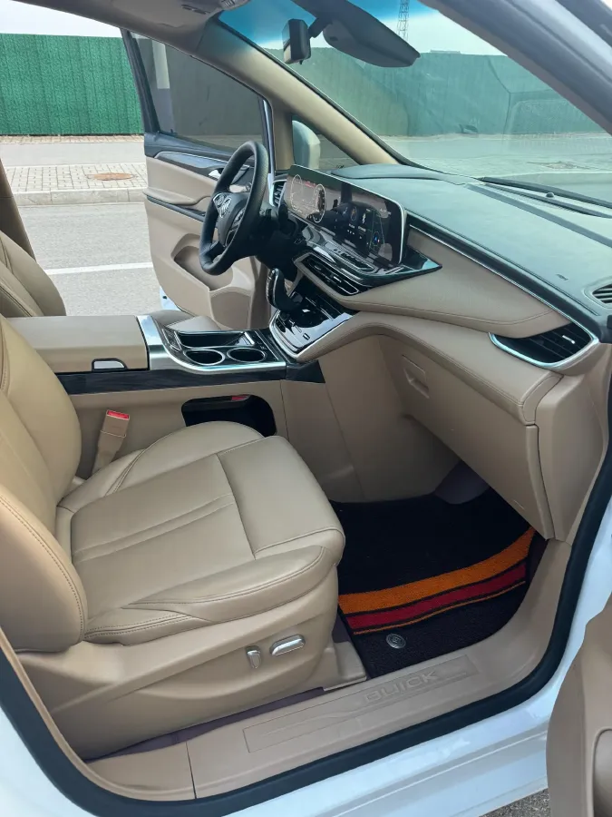 2021 Buick GL8 2.0T 237HP L4 9AT,autocango,china used car exporter,china ev exporter,chinese used car exporter,chinese used ev exporter