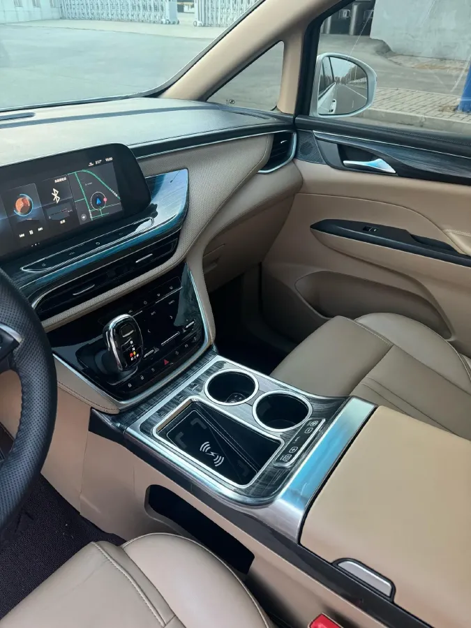 2021 Buick GL8 2.0T 237HP L4 9AT,autocango,china used car exporter,china ev exporter,chinese used car exporter,chinese used ev exporter