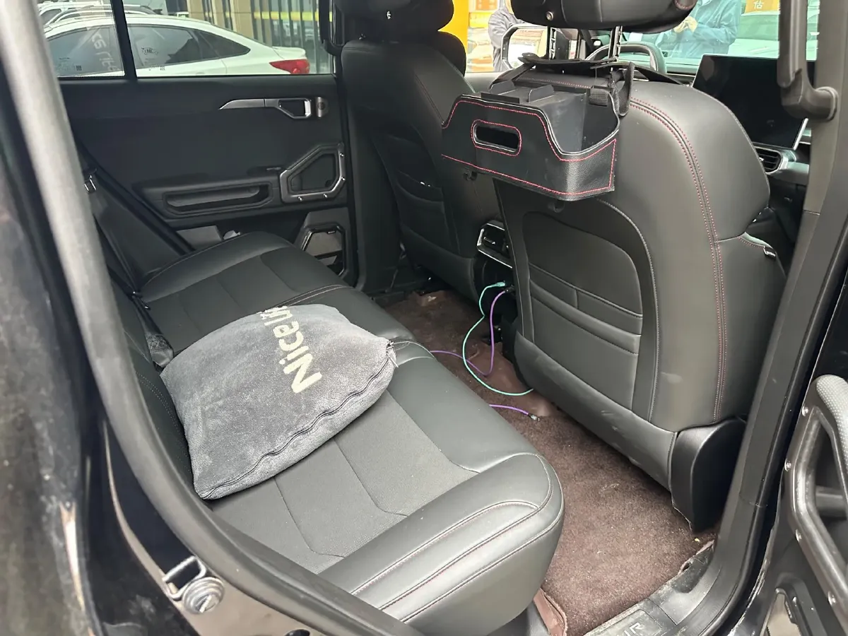 2023 Jetour Traveller 2.0T 254HP L4 7DCT,autocango,china used car exporter,china ev exporter,chinese used car exporter,chinese used ev exporter