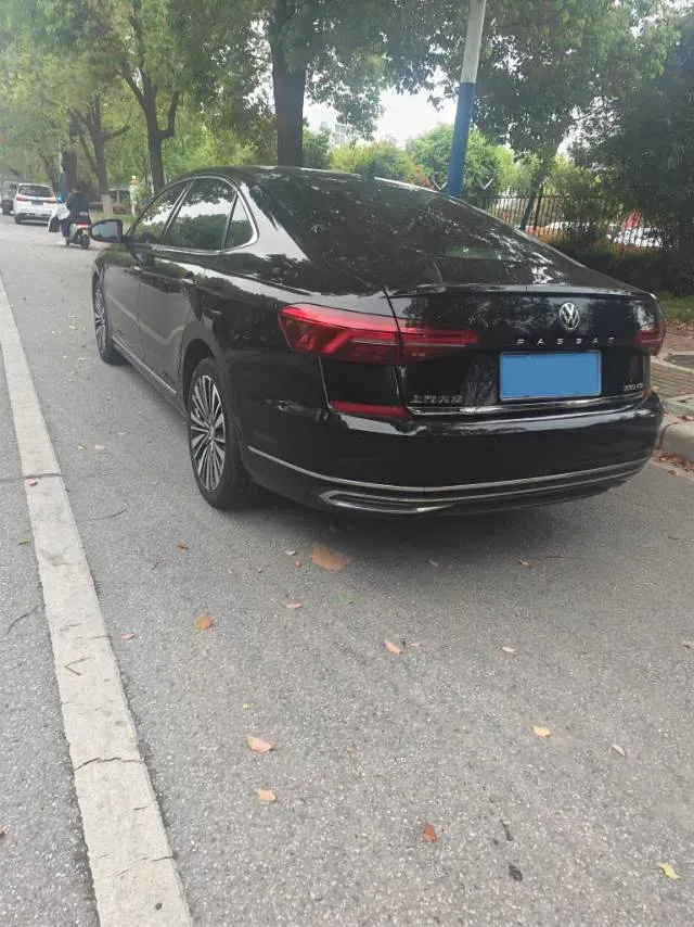 2020 Volkswagen Passat 2.0T 186HP L4 7DCT,autocango,china used car exporter,china ev exporter,chinese used car exporter,chinese used ev exporter