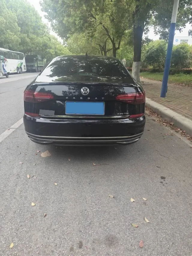 2020 Volkswagen Passat 2.0T 186HP L4 7DCT,autocango,china used car exporter,china ev exporter,chinese used car exporter,chinese used ev exporter