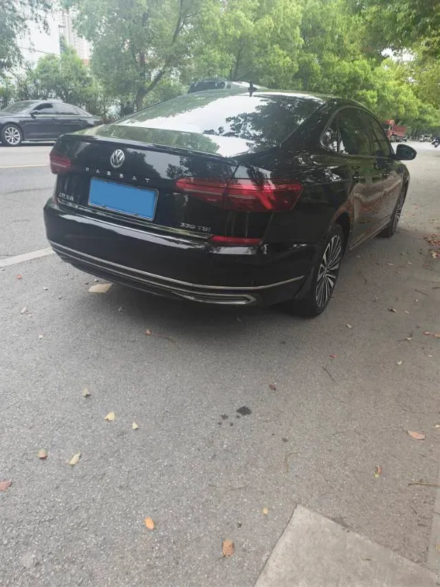 2020 Volkswagen Passat 2.0T 186HP L4 7DCT,autocango,china used car exporter,china ev exporter,chinese used car exporter,chinese used ev exporter