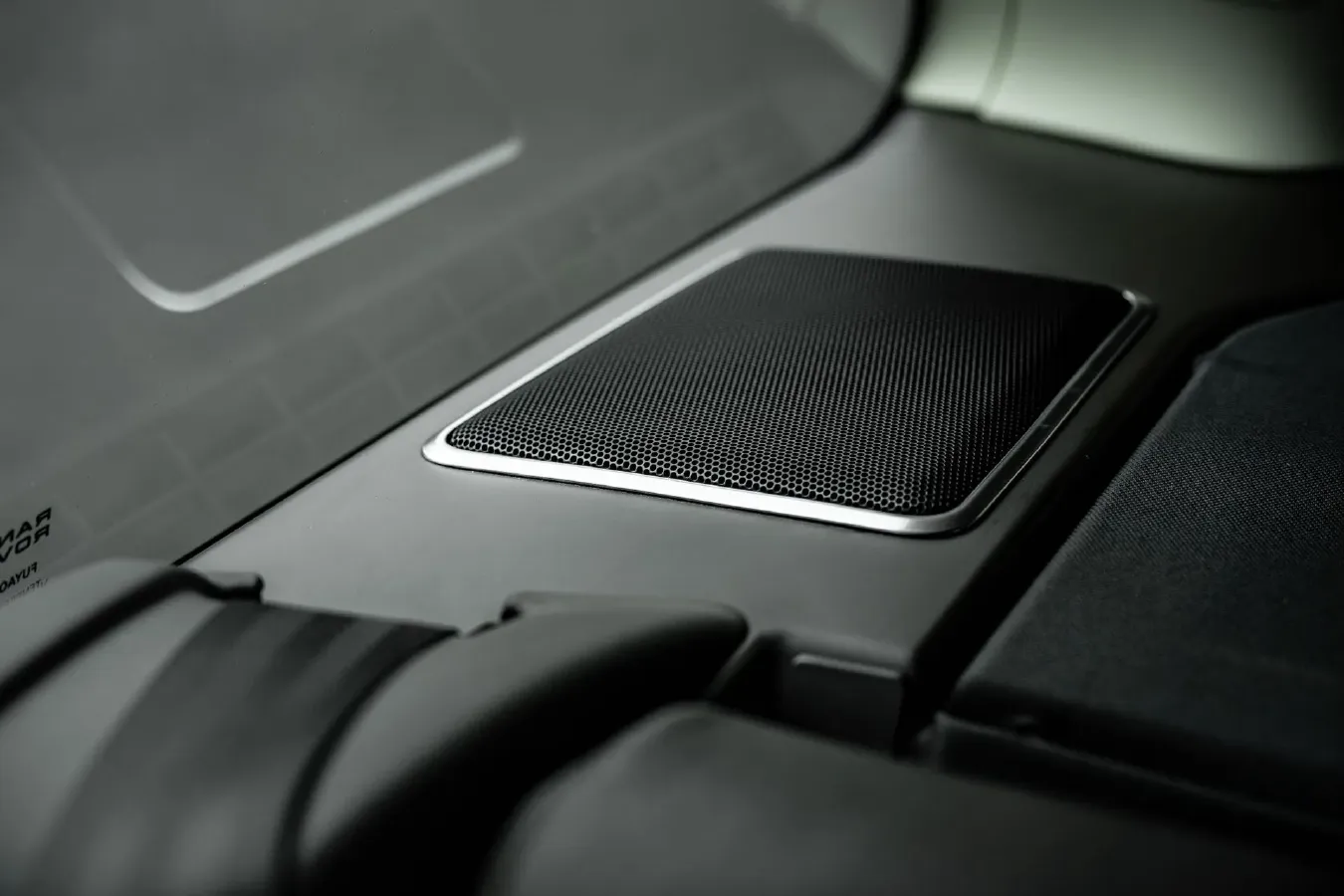 2021 Land Rover Range Rover 3.0T 400HP L6 8AT,autocango,china used car exporter,china ev exporter,chinese used car exporter,chinese used ev exporter