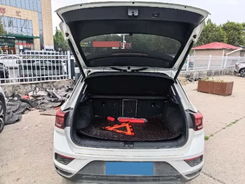 2021 Volkswagen T-Roc 1.4T 150HP L4 7DCT,autocango,china used car exporter,china ev exporter,chinese used car exporter,chinese used ev exporter