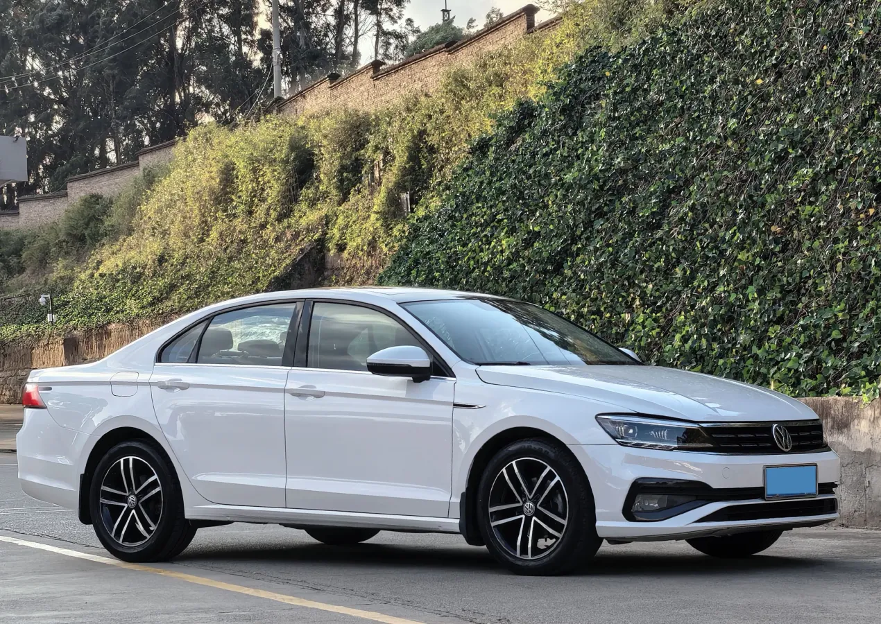 2019 Volkswagen Passat 1.4T 150HP L4 7DCT,autocango,china used car exporter,china ev exporter,chinese used car exporter,chinese used ev exporter