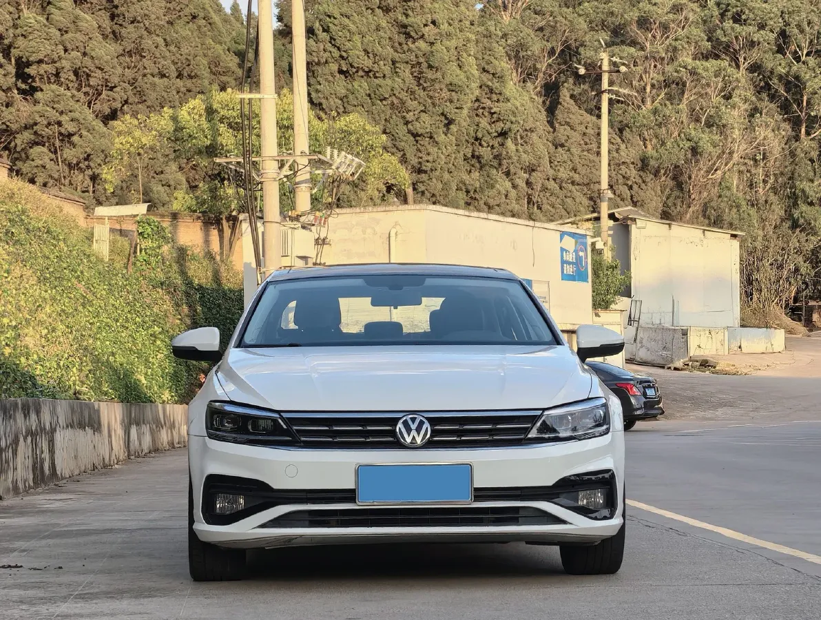 2019 Volkswagen Passat 1.4T 150HP L4 7DCT,autocango,china used car exporter,china ev exporter,chinese used car exporter,chinese used ev exporter