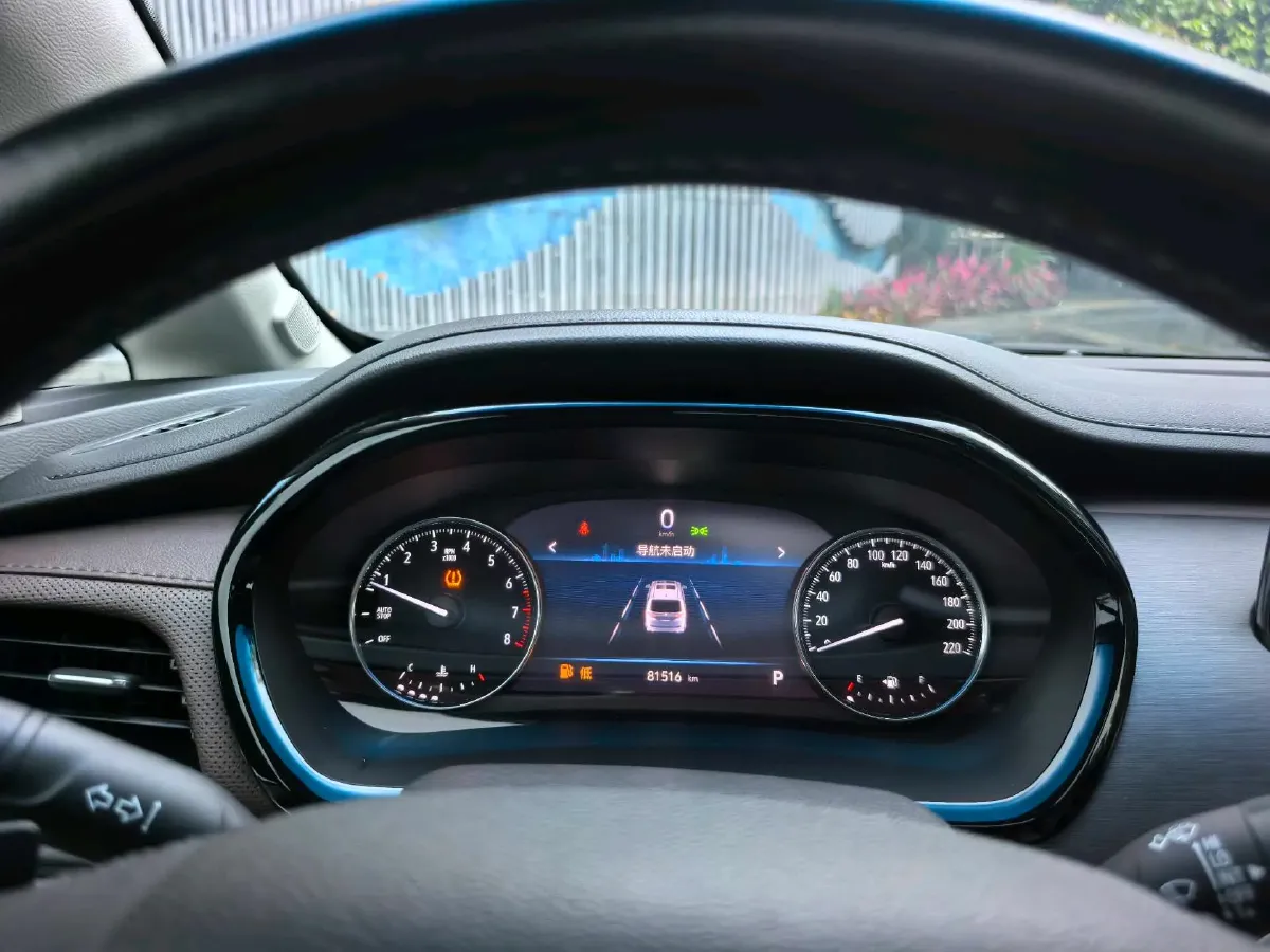 2022 Buick GL8 2.0T 237HP L4 9AT,autocango,china used car exporter,china ev exporter,chinese used car exporter,chinese used ev exporter