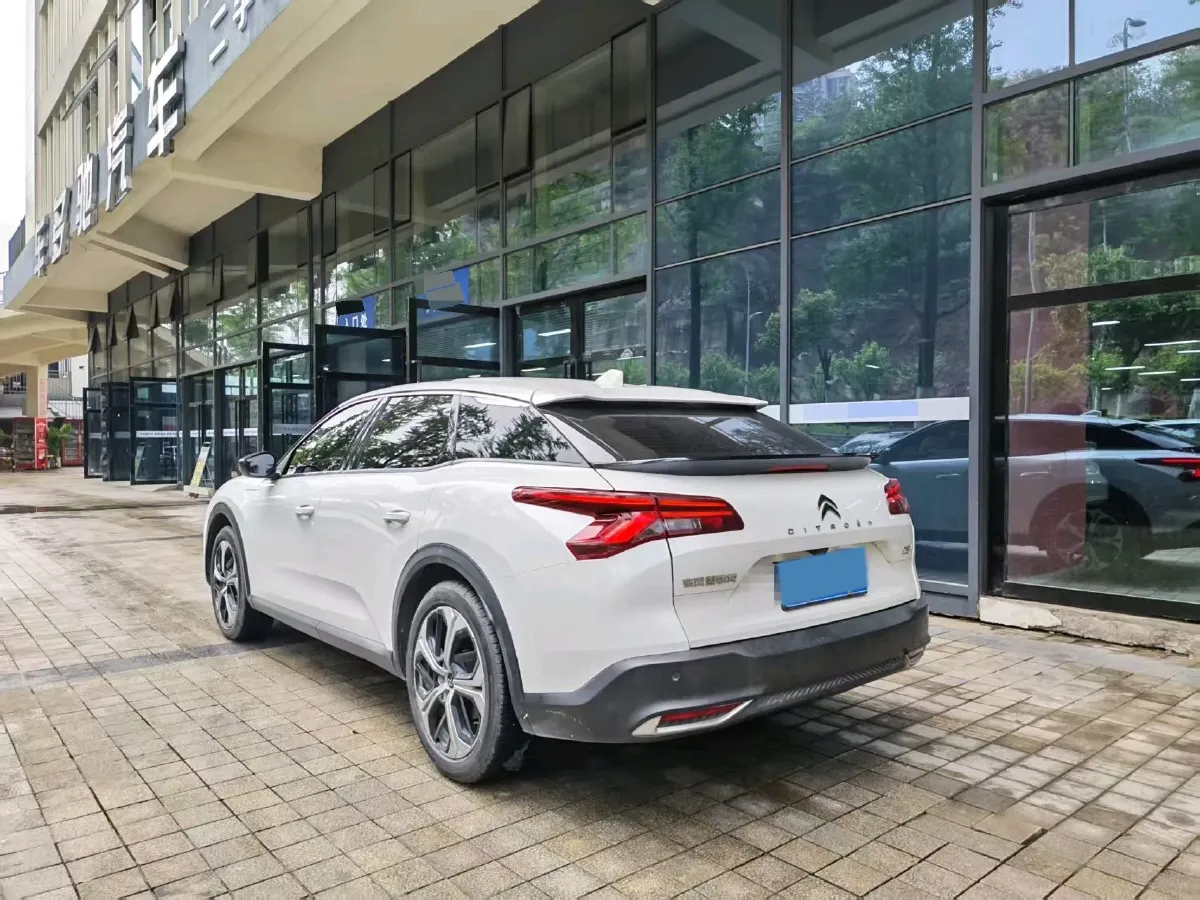 2022 Citroen C5 X 1.6T 175HP L4 8AT,autocango,china used car exporter,china ev exporter,chinese used car exporter,chinese used ev exporter