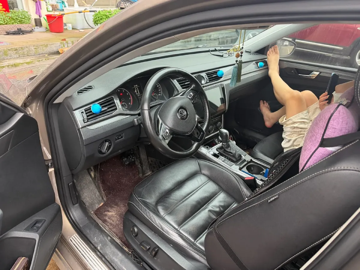 2016 Volkswagen Passat 1.8T 180HP L4 7DCT,autocango,china used car exporter,china ev exporter,chinese used car exporter,chinese used ev exporter