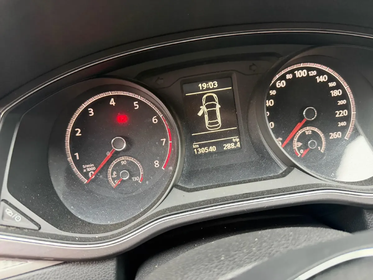 2016 Volkswagen Passat 1.8T 180HP L4 7DCT,autocango,china used car exporter,china ev exporter,chinese used car exporter,chinese used ev exporter