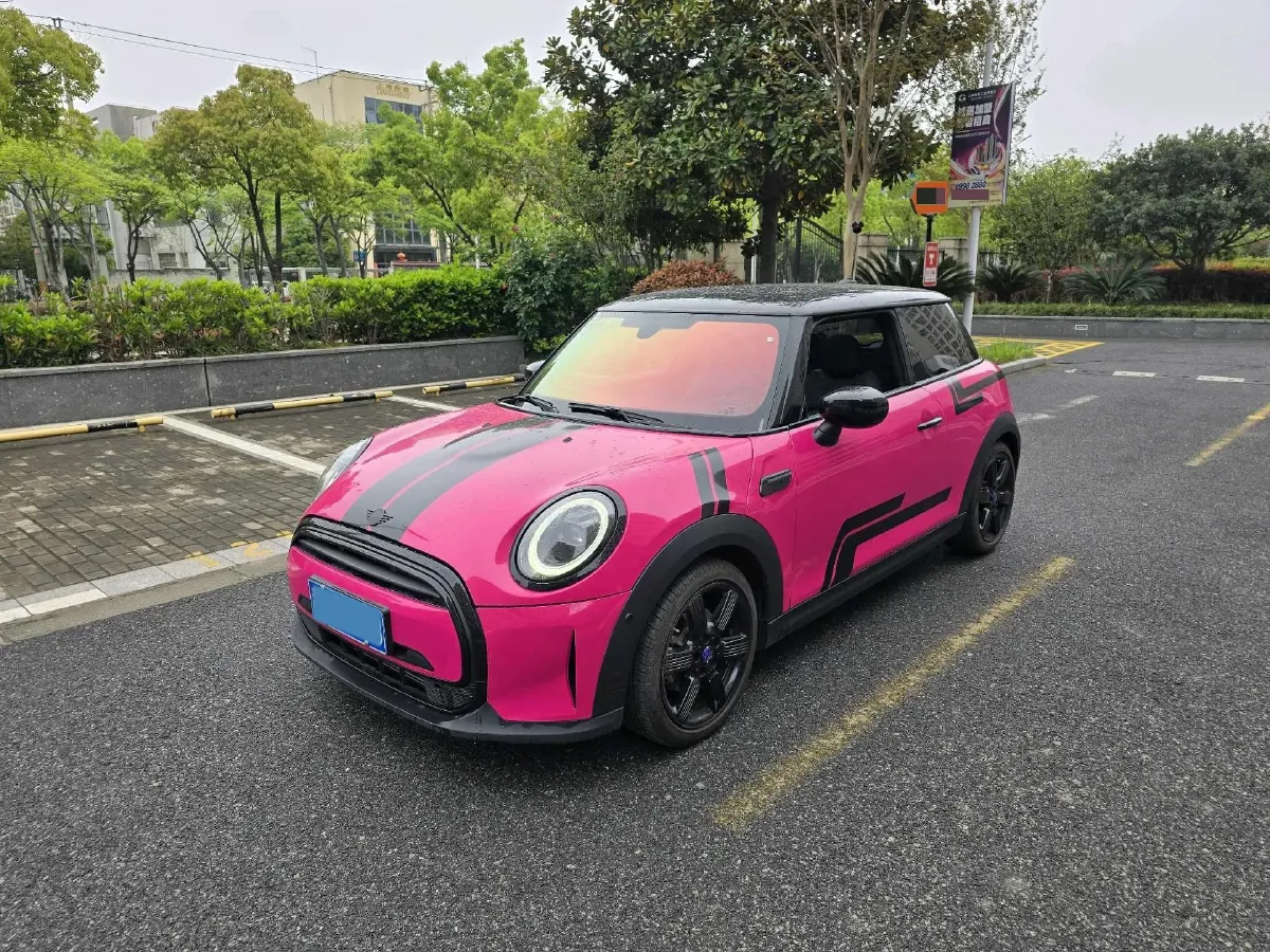 2023 MINI MINI 1.5T 136HP L3 7DCT,autocango,china used car exporter,china ev exporter,chinese used car exporter,chinese used ev exporter