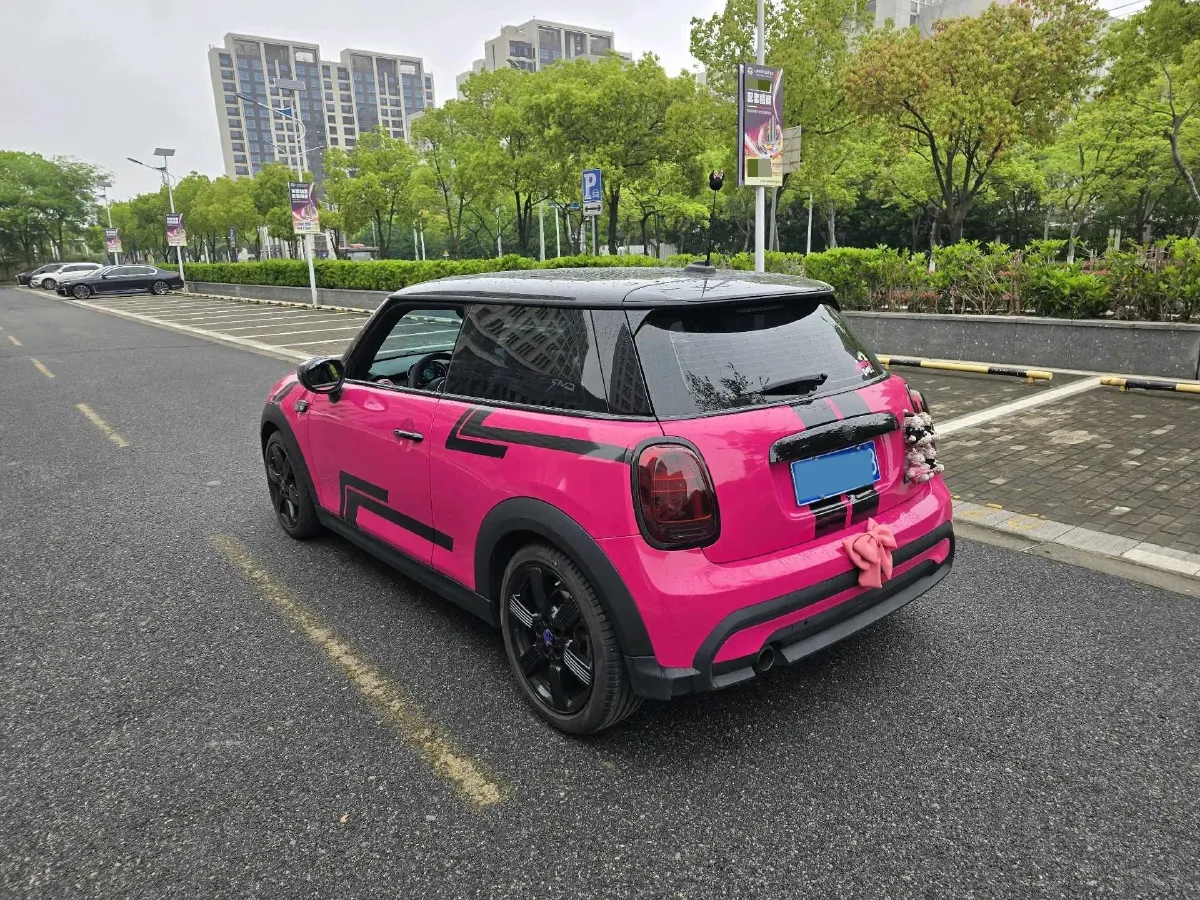 2023 MINI MINI 1.5T 136HP L3 7DCT,autocango,china used car exporter,china ev exporter,chinese used car exporter,chinese used ev exporter