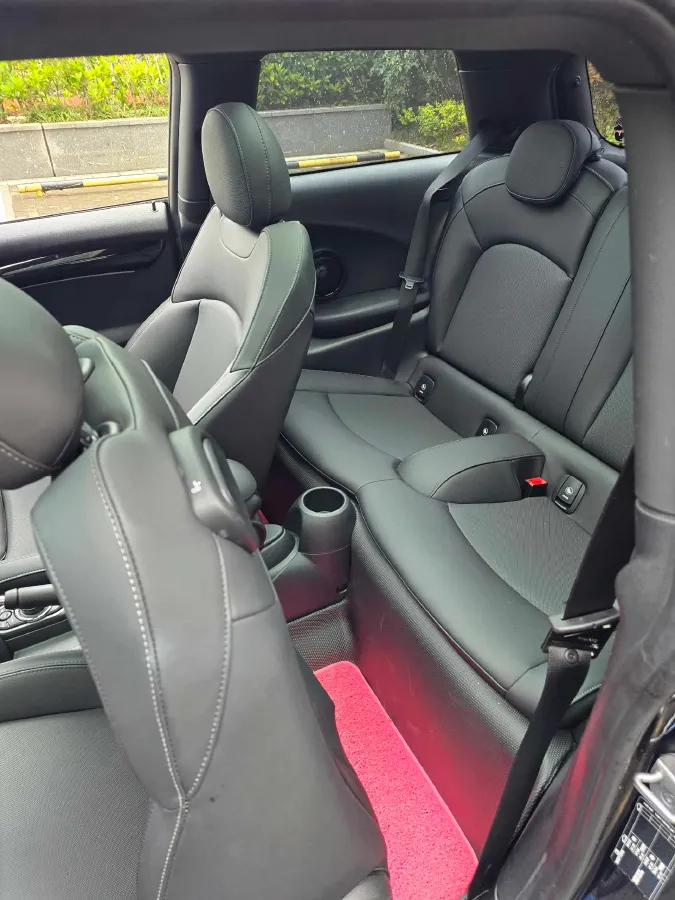 2023 MINI MINI 1.5T 136HP L3 7DCT,autocango,china used car exporter,china ev exporter,chinese used car exporter,chinese used ev exporter