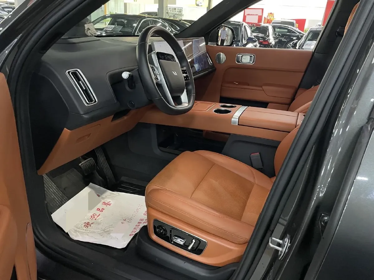 2023 Li L8 Range Extended 154HP REEV 40.9KWH,autocango,china used car exporter,china ev exporter,chinese used car exporter,chinese used ev exporter