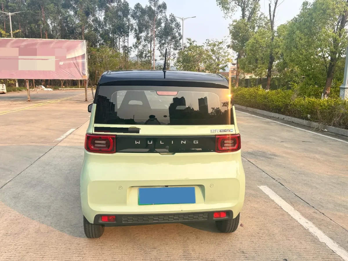 2022 WuLing HongGuang MINI EV BEV 9KWH,autocango,china used car exporter,china ev exporter,chinese used car exporter,chinese used ev exporter