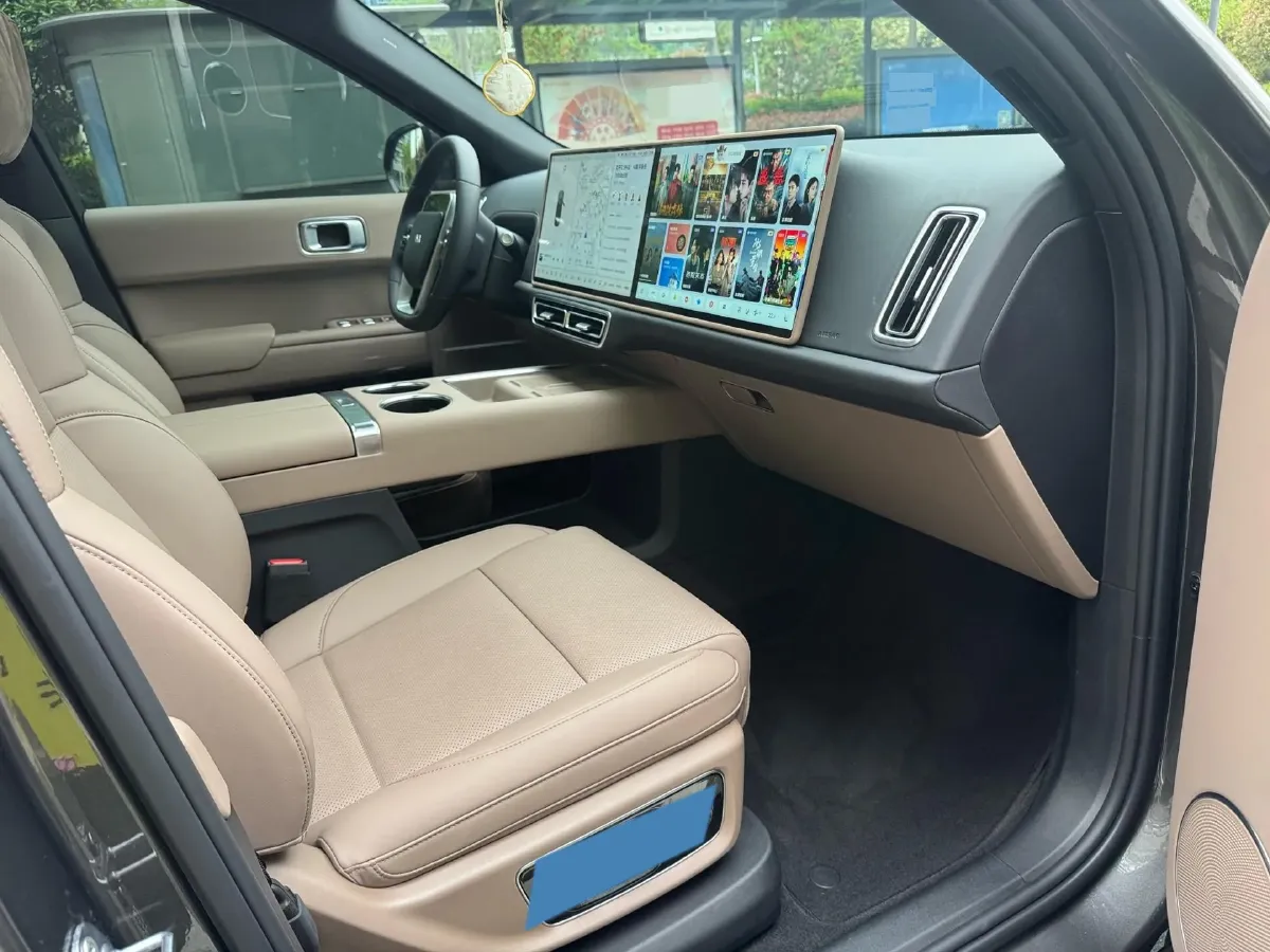 2025 Li L9 Range Extended 154HP REEV,autocango,china used car exporter,china ev exporter,chinese used car exporter,chinese used ev exporter