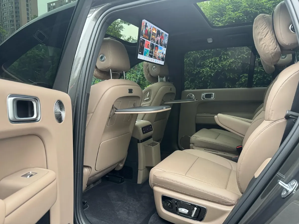 2025 Li L9 Range Extended 154HP REEV,autocango,china used car exporter,china ev exporter,chinese used car exporter,chinese used ev exporter