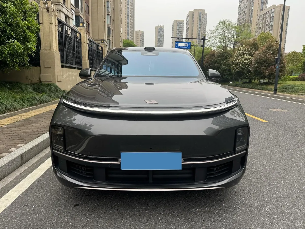 2025 Li L9 Range Extended 154HP REEV,autocango,china used car exporter,china ev exporter,chinese used car exporter,chinese used ev exporter