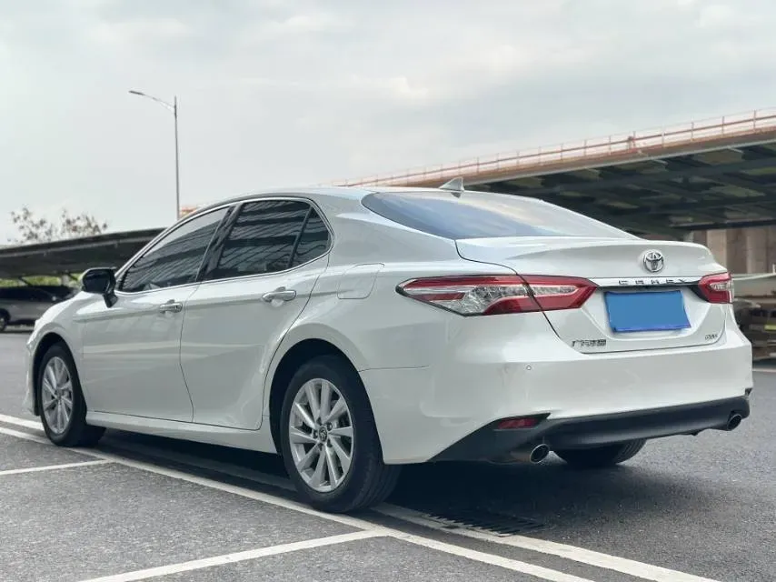 2021 Toyota Camry 2.0L 178HP L4 CVT,autocango,china used car exporter,china ev exporter,chinese used car exporter,chinese used ev exporter