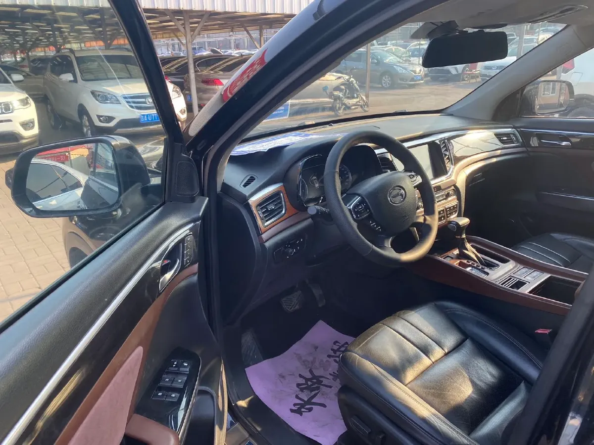 2017 GAC Trumpchi GS8 2.0T 201HP L4 6AT,autocango,china used car exporter,china ev exporter,chinese used car exporter,chinese used ev exporter