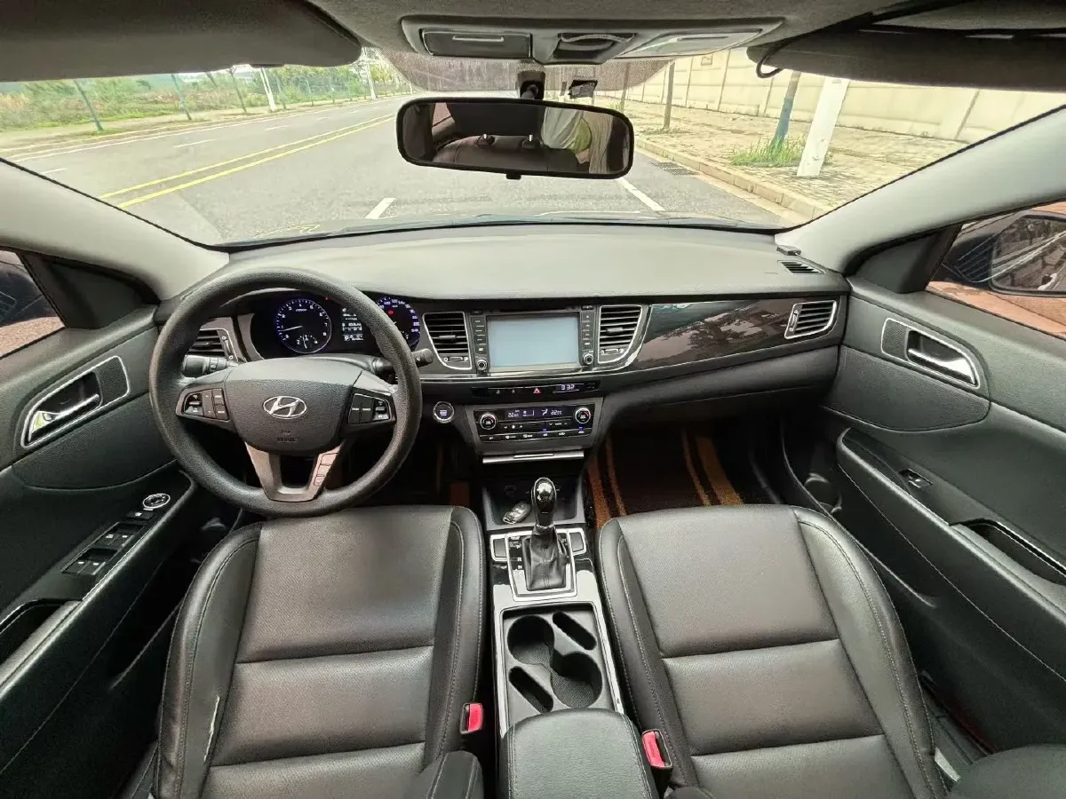 2016 Hyundai Mistra 1.8L 143HP L4 6AT,autocango,china used car exporter,china ev exporter,chinese used car exporter,chinese used ev exporter