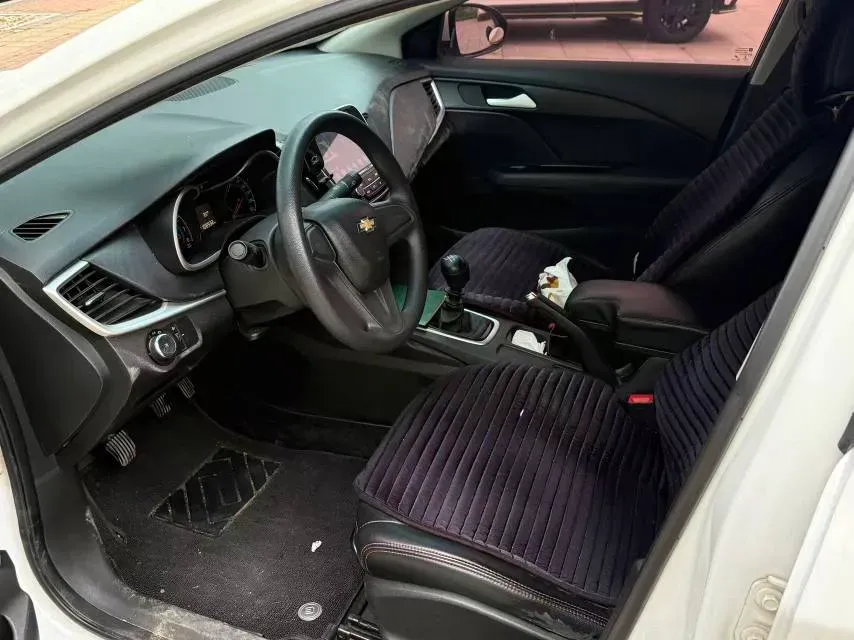 2016 Chevrolet Cavalier 1.5L 113HP L4 5MT,autocango,china used car exporter,china ev exporter,chinese used car exporter,chinese used ev exporter