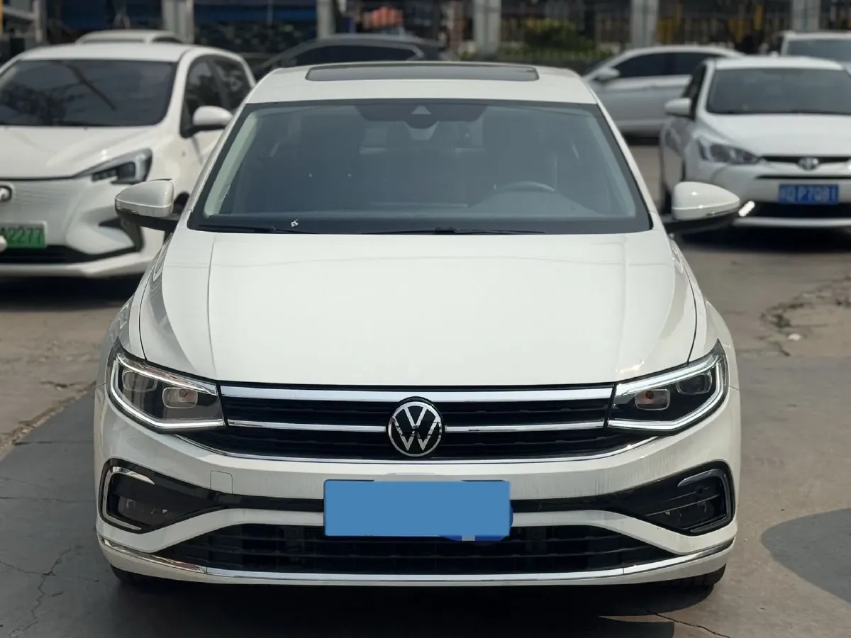 2023 Volkswagen Bora 1.5T 160HP L4 7DCT,autocango,china used car exporter,china ev exporter,chinese used car exporter,chinese used ev exporter