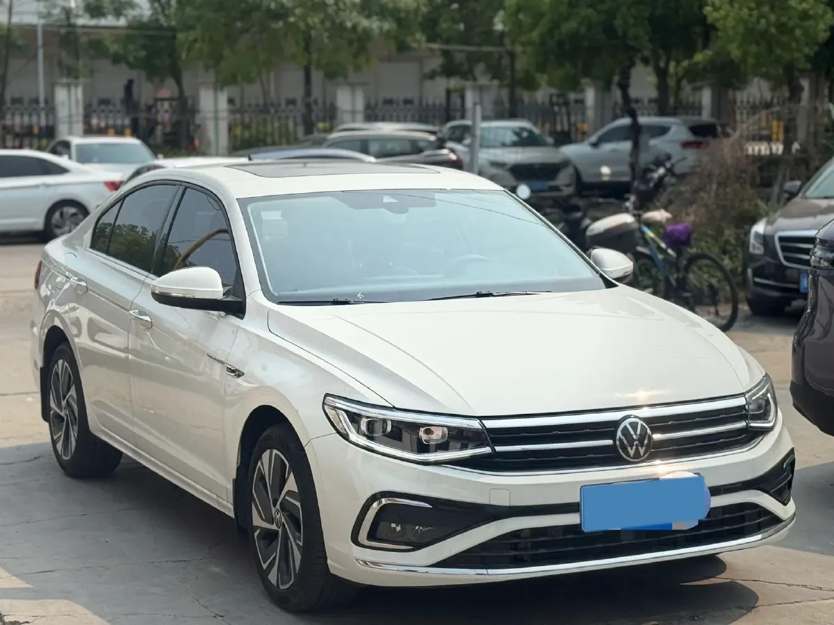 2023 Volkswagen Bora 1.5T 160HP L4 7DCT,autocango,china used car exporter,china ev exporter,chinese used car exporter,chinese used ev exporter