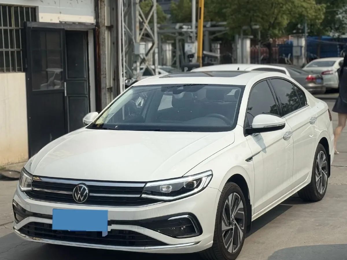 2023 Volkswagen Bora 1.5T 160HP L4 7DCT,autocango,china used car exporter,china ev exporter,chinese used car exporter,chinese used ev exporter