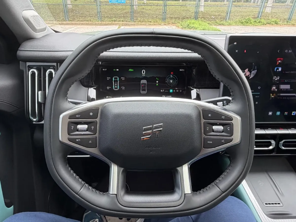 2025 Jetour Traveller 2.0T 254HP L4 7DCT,autocango,china used car exporter,china ev exporter,chinese used car exporter,chinese used ev exporter