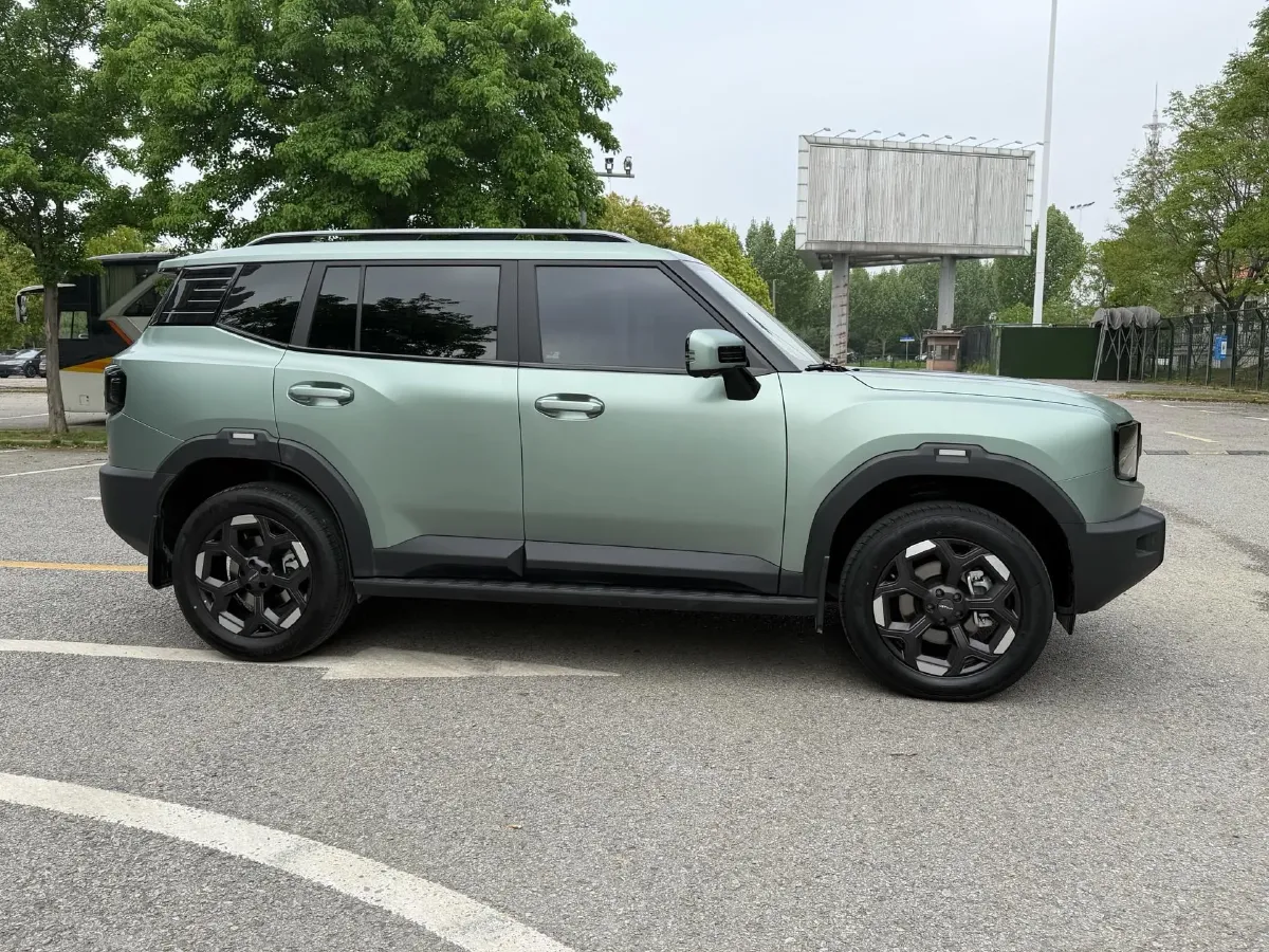 2025 Jetour Traveller 2.0T 254HP L4 7DCT,autocango,china used car exporter,china ev exporter,chinese used car exporter,chinese used ev exporter