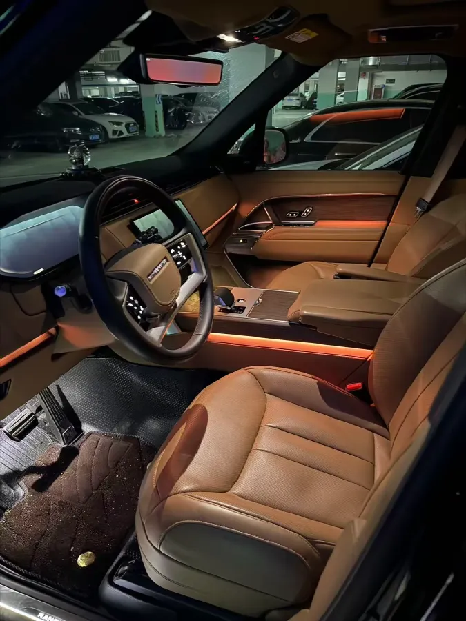 2025 Land Rover Range Rover 3.0T 400HP L6 8AT,autocango,china used car exporter,china ev exporter,chinese used car exporter,chinese used ev exporter