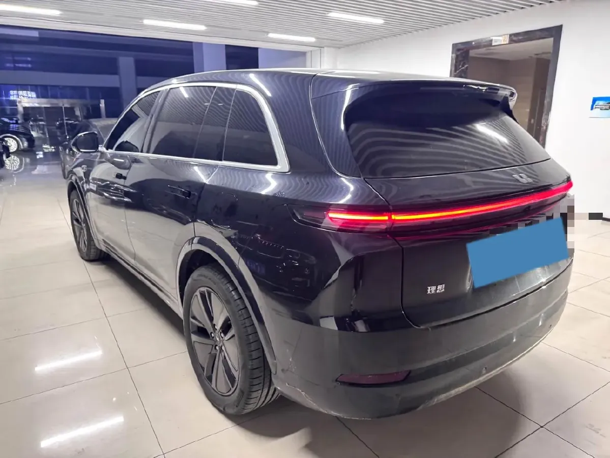 2024 Li L7 Range Extended 154HP REEV 42.8KWH,autocango,china used car exporter,china ev exporter,chinese used car exporter,chinese used ev exporter