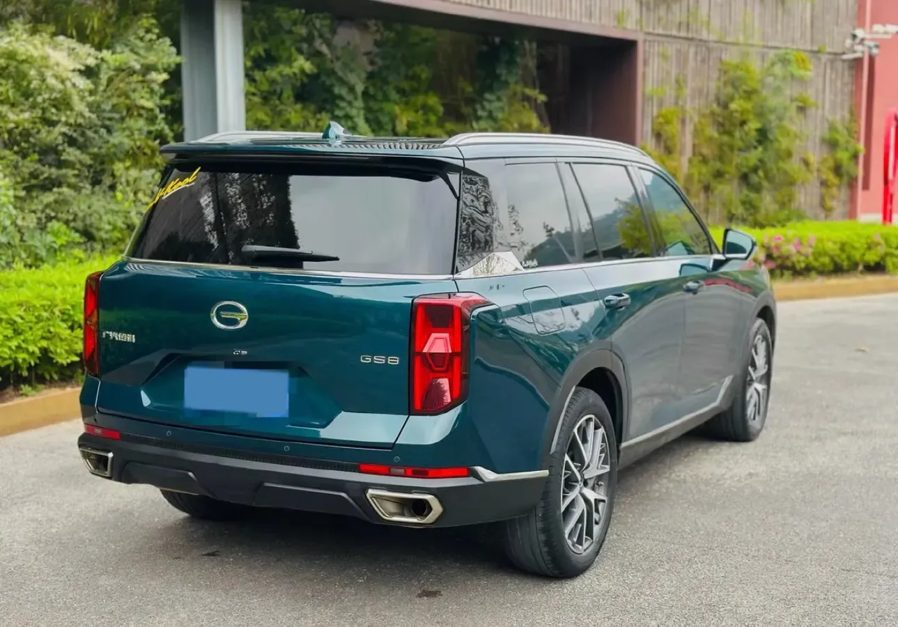 2022 GAC Trumpchi GS8 2.0T 252HP L4 8AT,autocango,china used car exporter,china ev exporter,chinese used car exporter,chinese used ev exporter