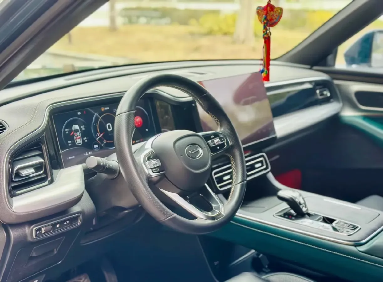 2022 GAC Trumpchi GS8 2.0T 252HP L4 8AT,autocango,china used car exporter,china ev exporter,chinese used car exporter,chinese used ev exporter