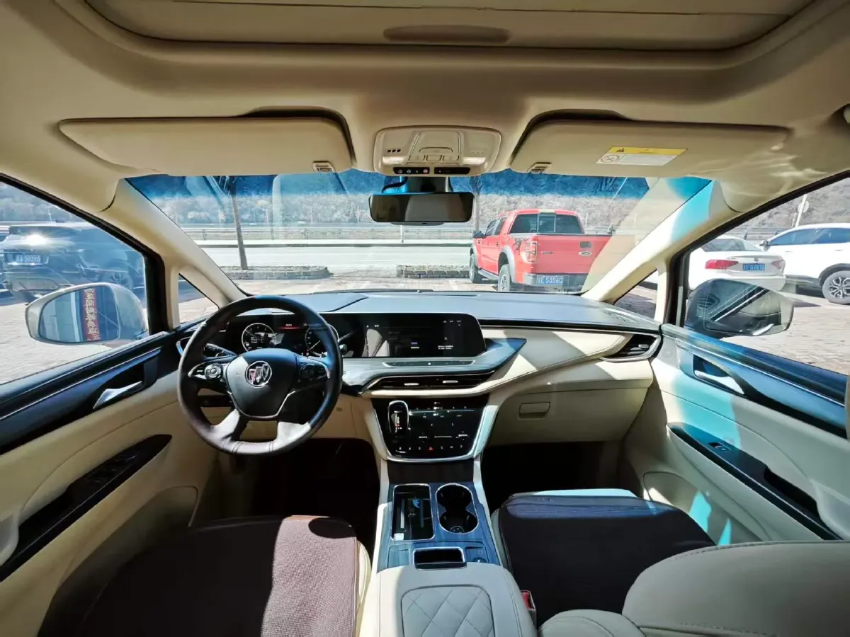 2022 Buick GL8 2.0T 237HP L4 9AT,autocango,china used car exporter,china ev exporter,chinese used car exporter,chinese used ev exporter