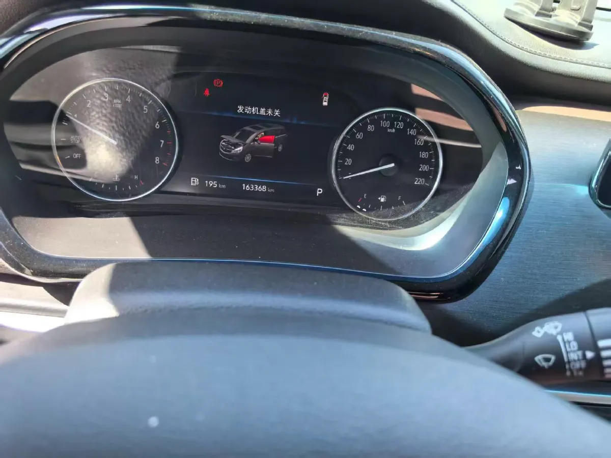 2021 Buick GL8 2.0T 237HP L4 9AT,autocango,china used car exporter,china ev exporter,chinese used car exporter,chinese used ev exporter